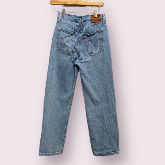 ❗️SOLD❗️Levi’s Ribcage Straight Jeans Size 26 - Picture 5 of 11